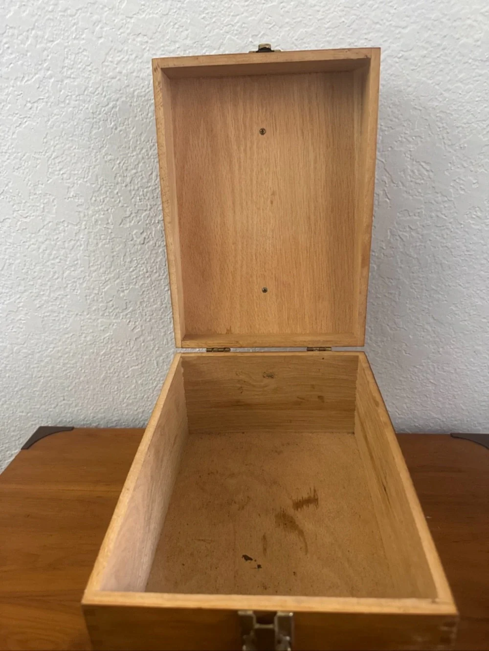 Kiwi Genuine Oak Shoe Server Box